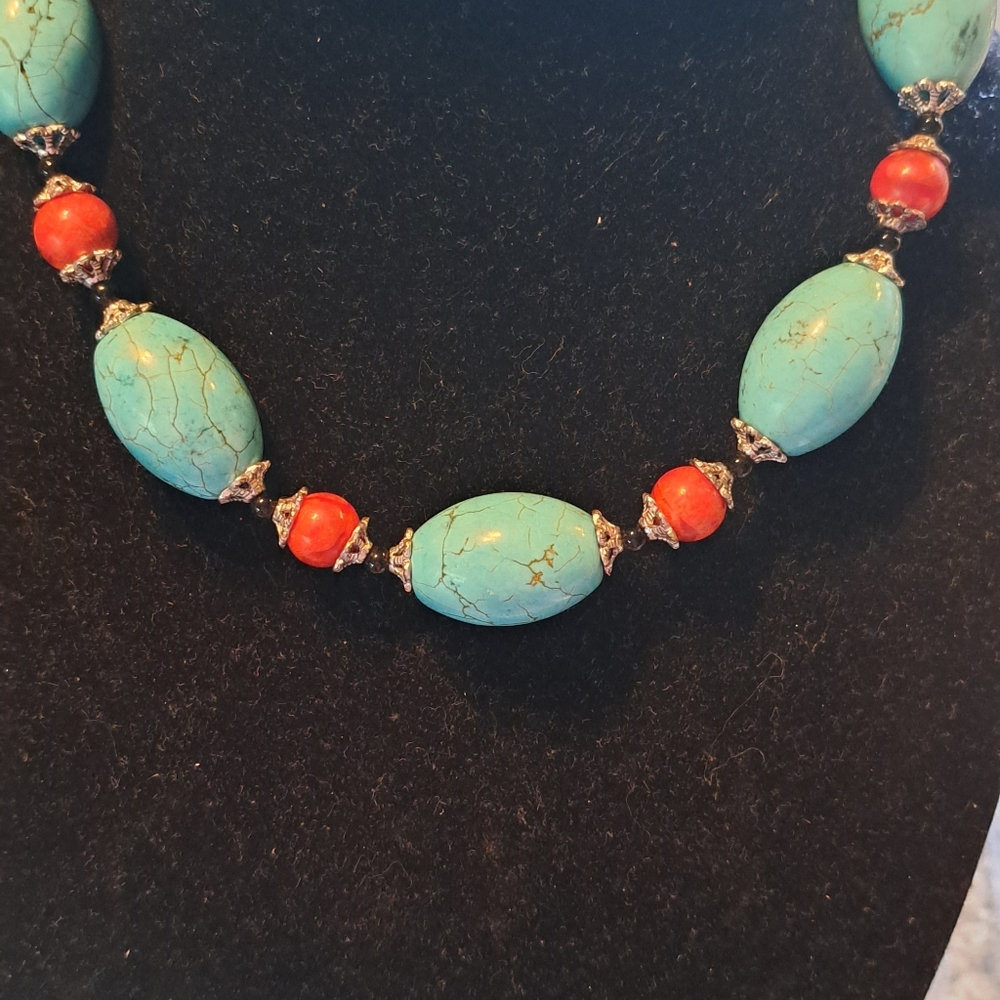 Ladies Torquiose W/Red Beaded Necklace 8 Inches South Western American Style...